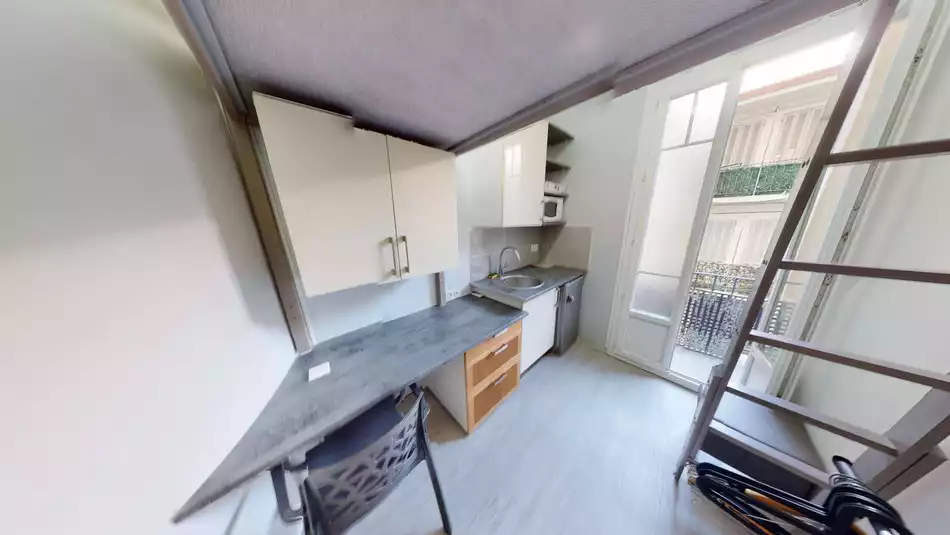 Location Appartement  9m² 455€ 06000 Nice Alpes Maritimes
